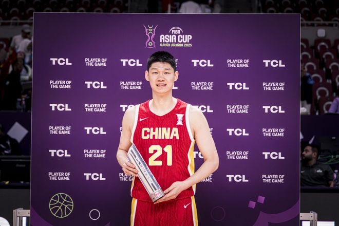 连场MVP！胡金秋11+10创男篮首两双