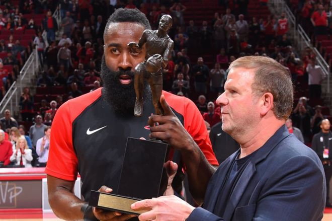 NBA官网热议MVP归属：五位美国球员挑